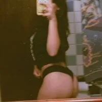 Live sex webcam photo for honey312045 #276807109