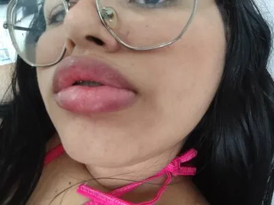 Live sex webcam photo for iamdrica #275523260