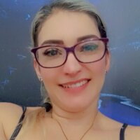 Live sex webcam photo for jenifer_blanco #275798878