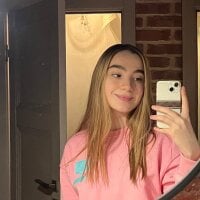 Live sex webcam photo for juicy_elsy #277711424