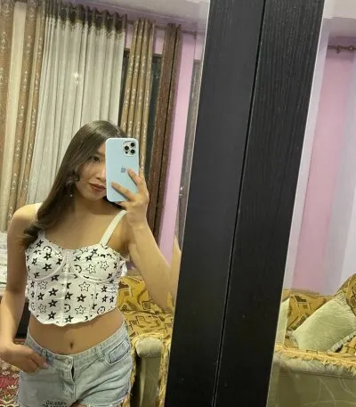 Live sex webcam photo for juicy_pusssssy__ #275611067