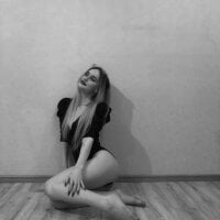 Live sex webcam photo for juicy_world_ #277704749