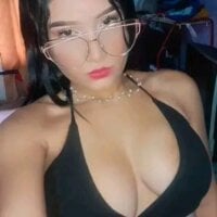 Live sex webcam photo for kamhila_sexx #277092124