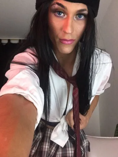 Live sex webcam photo for katalina_collins #275584850