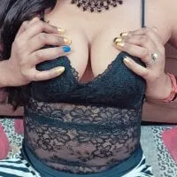 Live sex webcam photo for kayakapoor012 #276698399
