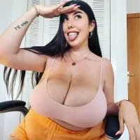 Live sex webcam photo for kendall_moon17 #276377008