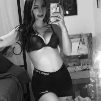 Live sex webcam photo for kinkykali420 #275911605