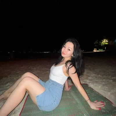 Live sex webcam photo for la_erotica #275459077