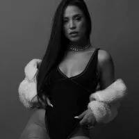 Live sex webcam photo for larii25 #276875128