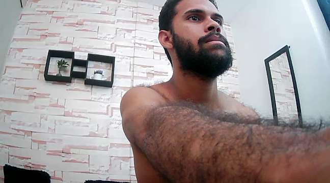 Live sex webcam photo for liam_vidal #273222737