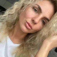 Live sex webcam photo for lisa___fox #275983922