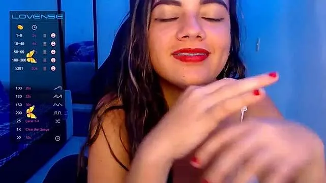 Live sex webcam photo for lucero_sexyhot #273219749