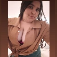 Live sex webcam photo for lucia_2003_ #276709015