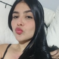 Live sex webcam photo for lucianna_fox_ #277784483