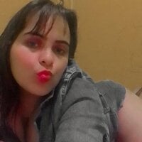 Live sex webcam photo for lucy_adams_1 #276945508