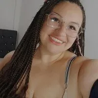 Live sex webcam photo for luna_de_coco #275901275