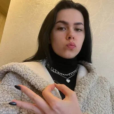 Live sex webcam photo for lyra_jade #275507870