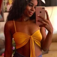 Live sex webcam photo for madamealamy #275916888