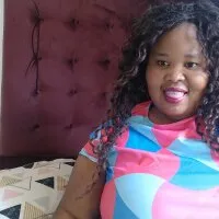 Live sex webcam photo for madamzee31 #276053203