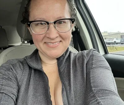 Live sex webcam photo for makemandycum #275481333