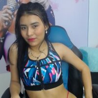 Live sex webcam photo for melani__cute19 #276327393