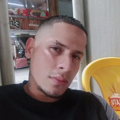 Live sex webcam photo for mequiarc #275479088