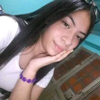 Live sex webcam photo for meshellymatt303av #277392558