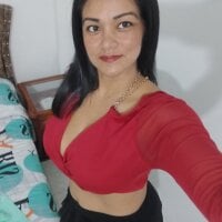 Live sex webcam photo for mia_bigboobs2 #277687735