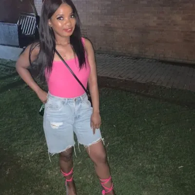 Live sex webcam photo for michy-Xbee #275420564