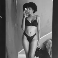 Live sex webcam photo for momo_brunette #275786513