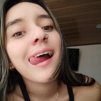 Live sex webcam photo for monserrat_b #276584121