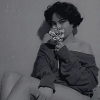 Live sex webcam photo for moon_Neil69 #275971765