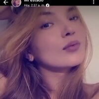 Live sex webcam photo for mooncherry_09 #277655515