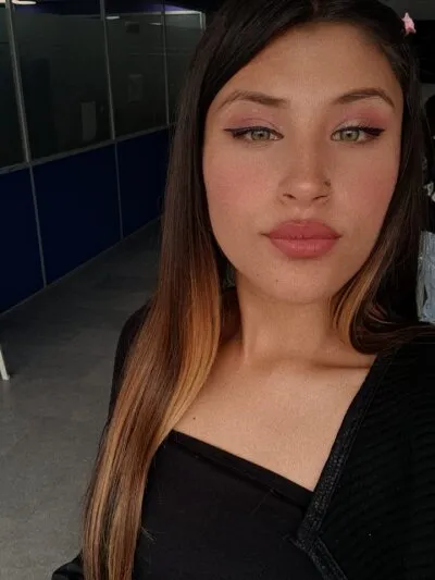 Live sex webcam photo for nataly_z #275430548