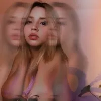 Live sex webcam photo for neeko_10 #276133700