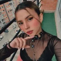 Live sex webcam photo for neeko_11 #276349080