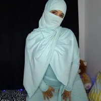 Live sex webcam photo for olaya_abdala #275771345