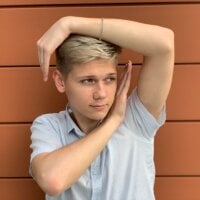 Live sex webcam photo for oliver_multishot #277141513