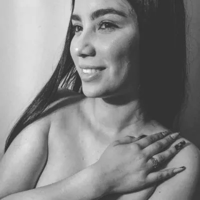 Live sex webcam photo for orianna_deville #275696299