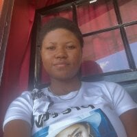 Live sex webcam photo for pretty_vee17 #277070979