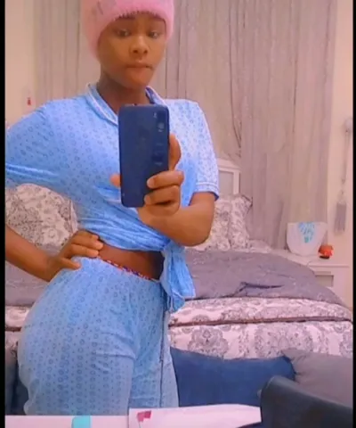 Live sex webcam photo for rean_01 #275424686