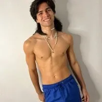 Live sex webcam photo for renzo_rozo1 #276703185