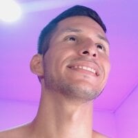 Live sex webcam photo for robinhot_sexybigdildo #276639526