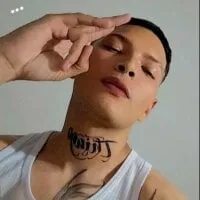 Live sex webcam photo for rock_boy27 #277506620