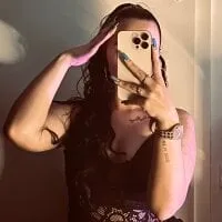 Live sex webcam photo for roxi20 #276727608