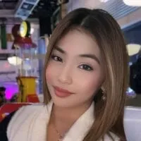 Live sex webcam photo for roxy_bigtits1 #278000442