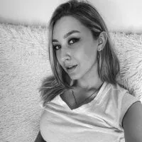 Live sex webcam photo for runaway_angel2 #277741300