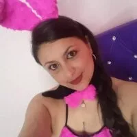 Live sex webcam photo for samantha1_lee #276429796