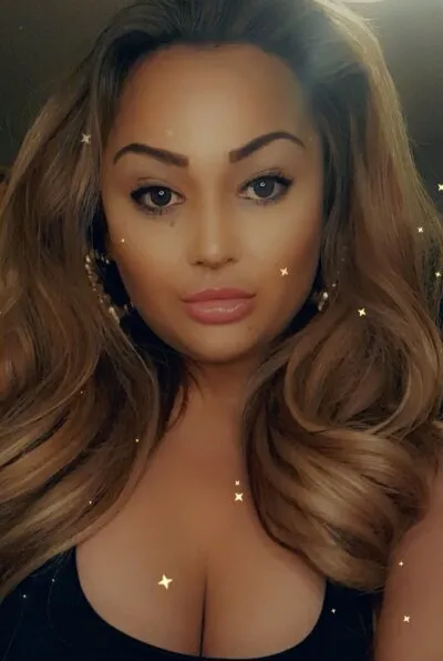 Live sex webcam photo for samira27 #275709841