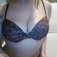 Live sex webcam photo for selinsworldd #277349123